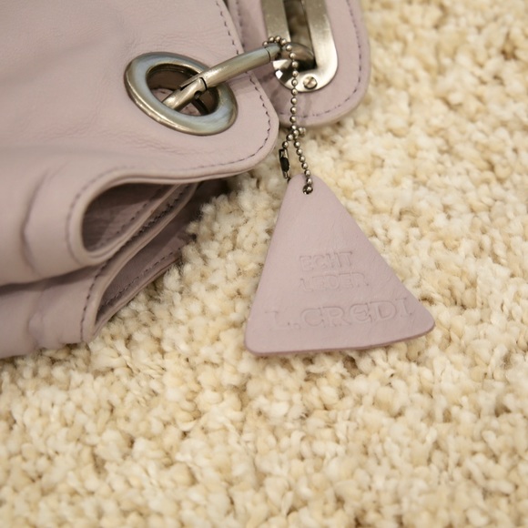 L. Credi Lilac Leather Shoulder Bag - Picture 4 of 5